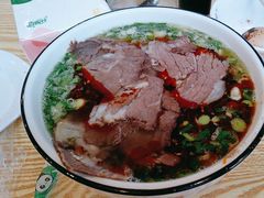 -德元兰州纯汤牛肉面