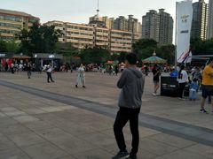 -万达广场(龙湖店)