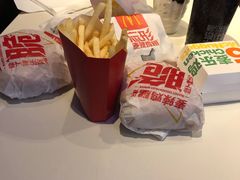-麦当劳(中二横路店)