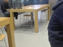 -Apple零售店(华贸购物中心店)