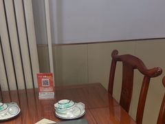 -恩宏德餐馆(平山道店)