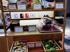 -弘仁宝佳比亚迪4S店(宝山旗舰店)