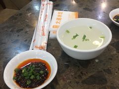 -周家大连水饺(美专校街店)