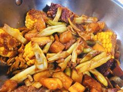 -内蒙焖面大盆骨餐馆(山大路店)