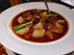 鲍汁萝卜牛腩煲-留半山·香港食堂(啦啦宝都店)