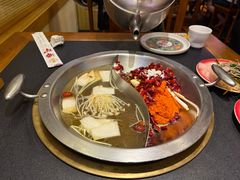 -沸炉重庆老火锅(军事博物馆店)