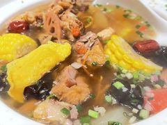 -江城小馆陕南妈妈菜·全球旅行餐厅(钟楼店)