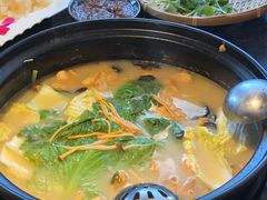 -大匠工房古船木艺术餐厅·猪肚鸡专门店(长白仙岛店)