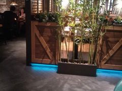 -洞庭土菜小炒馆(易发广场店)