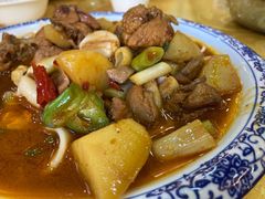 新疆大盘鸡-新疆巴州金丝特餐厅(大钟寺店)