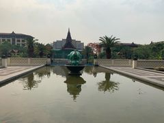 -西双版纳融创皇冠假日度假酒店