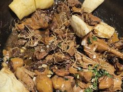 -咱屯子铁锅炖直营店(保利店)