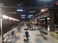 -星动力健身俱乐部(新塘店)