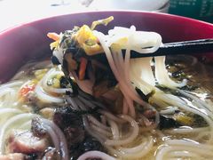 -正宗李家土鸡米线店