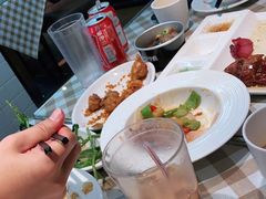 -新大咀港式茶餐厅(宝山万达店)