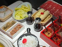 -领鲜天下·焗海鲜·花胶鸡(天目里店)