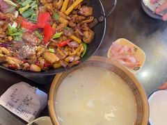-富正毅三下锅·湘西韵味(天门山索道店)