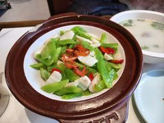 -梅利汴京烤鸭•开封豫菜地标店(东司门店)