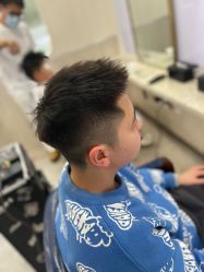 -PE SALON