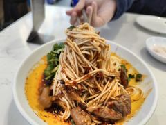 -李与白包子铺(桐梓林店)