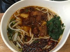 焖肉米线-胡九小吃(文化巷店)