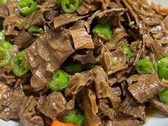 -芦茨金富饭庄·25年老字号·专做稻草鸡