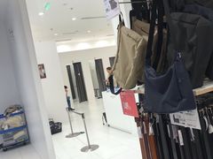 -优衣库(无锡荟聚购物中心店)