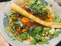 -六公里老火锅(总店)