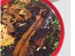 -小龙大肉面馆