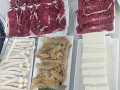 -三头牛·潮汕牛肉生蚝火锅 (夏湾店)