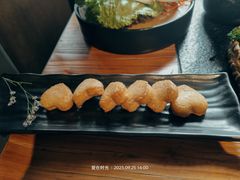 -湊湊火锅·茶憩(南京东路悦荟店)