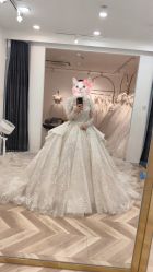-予白婚纱礼服馆