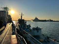 -泰达航母主题公园