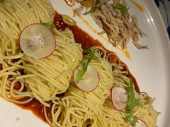 鸡丝拌面-桂满陇天书(南京德基旗舰店)