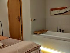 -瑶舍头疗·瑶浴·芳香热石SPA(五洲国际店)