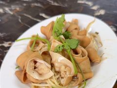 -乌文新澄海卤鹅店