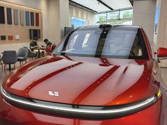 -理想汽车(世纪汇店)