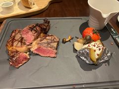 -恰餐厅及酒吧 CHAR Bar & Grill (北京丽都皇冠假日店)