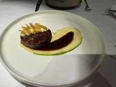 -Erman岩烧牛排(虹桥南丰城店)