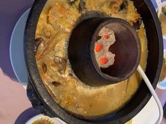 -彩云天云南餐厅