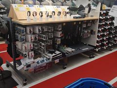 -迪卡侬(烟台万达店)