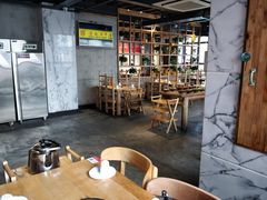 大堂-袁记串串香(梁家巷店)