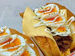 太阳蛋嫩香肥牛-蛋先生·爆蛋吐司(天一广场店)