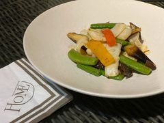 鸡枞菌蜜豆腐花枝片-HOME餐厅粤菜 融合菜