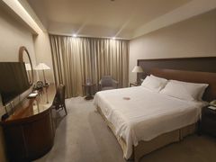 -汕尾巴黎半岛酒店