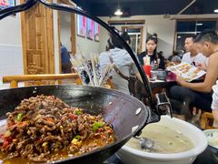 酸菜牛肉火锅-银满斗(步行街总店)