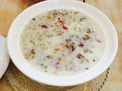 鮮奶紅棗枸杞燜桃膠-森记港式甜品(怡丰苑店)