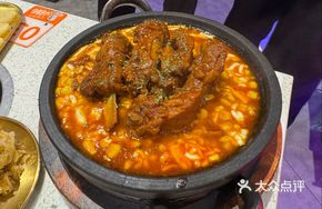 Volcano Waterfall Cheese Ribs