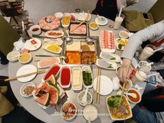 -海底捞火锅(新松江路生日主题店)