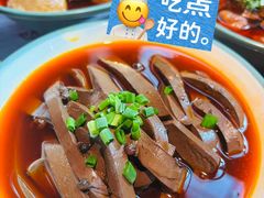 -耙吉吉川味小酒馆(本地人回头店)
